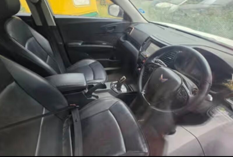 2023 Mahindra XUV400 EL Pro