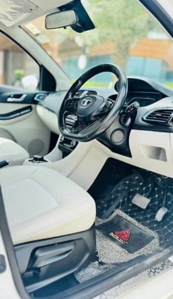 2023 Tata Tiago EV XZ+ Tech Lux